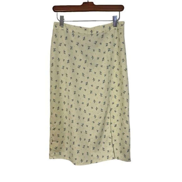 BCBGeneration Dainty Ditsy Slit Front Midi‎ Skirt in Yellow Size 4 NWT - Picture 2 of 9